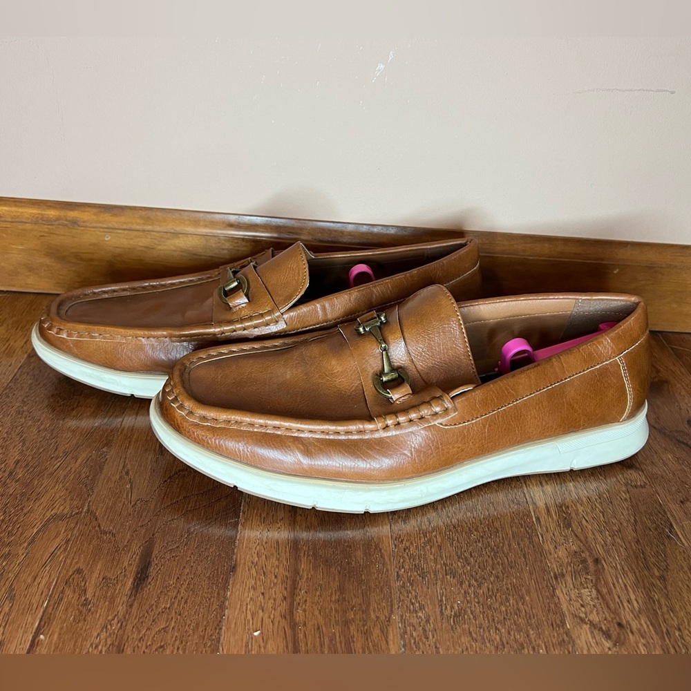 Van Heuson ramin brown loafer shoes with buckle flex memory foam size 11 M S70